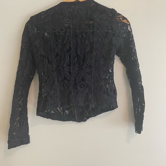 Dynamite lace floral blazer - Picture 4 of 4